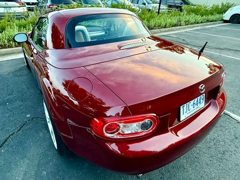 Used 2012 MAZDA MX-5 Miata Grand Touring RWD image 5