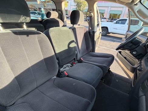 Used 2005 Dodge Ram 1500 Truck SLT image 11