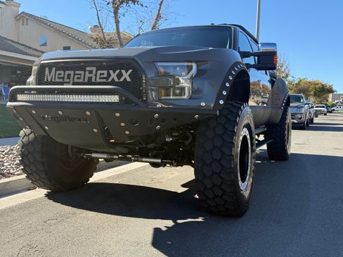 Used 2016 Ford F350 Platinum image 19