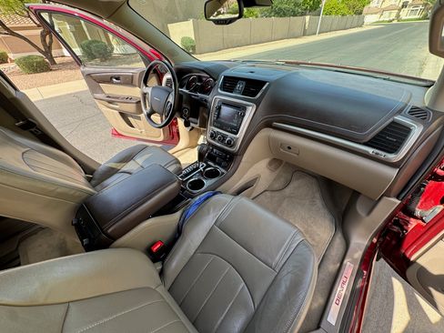 Used 2016 GMC Acadia Denali image 28