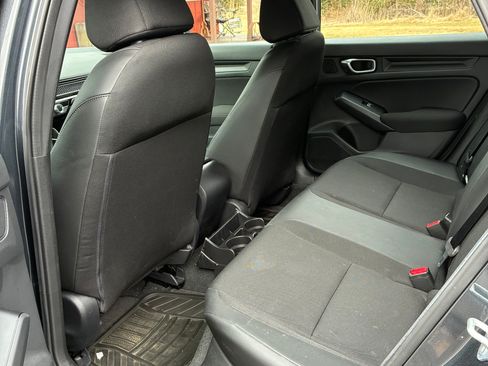 Used 2025 Honda Civic Sport image 13