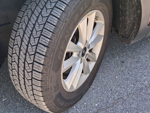 Used 2019 Kia Sorento AWD V6 image 17