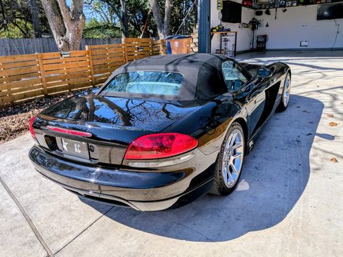 Used 2003 Dodge Viper SRT-10 image 8