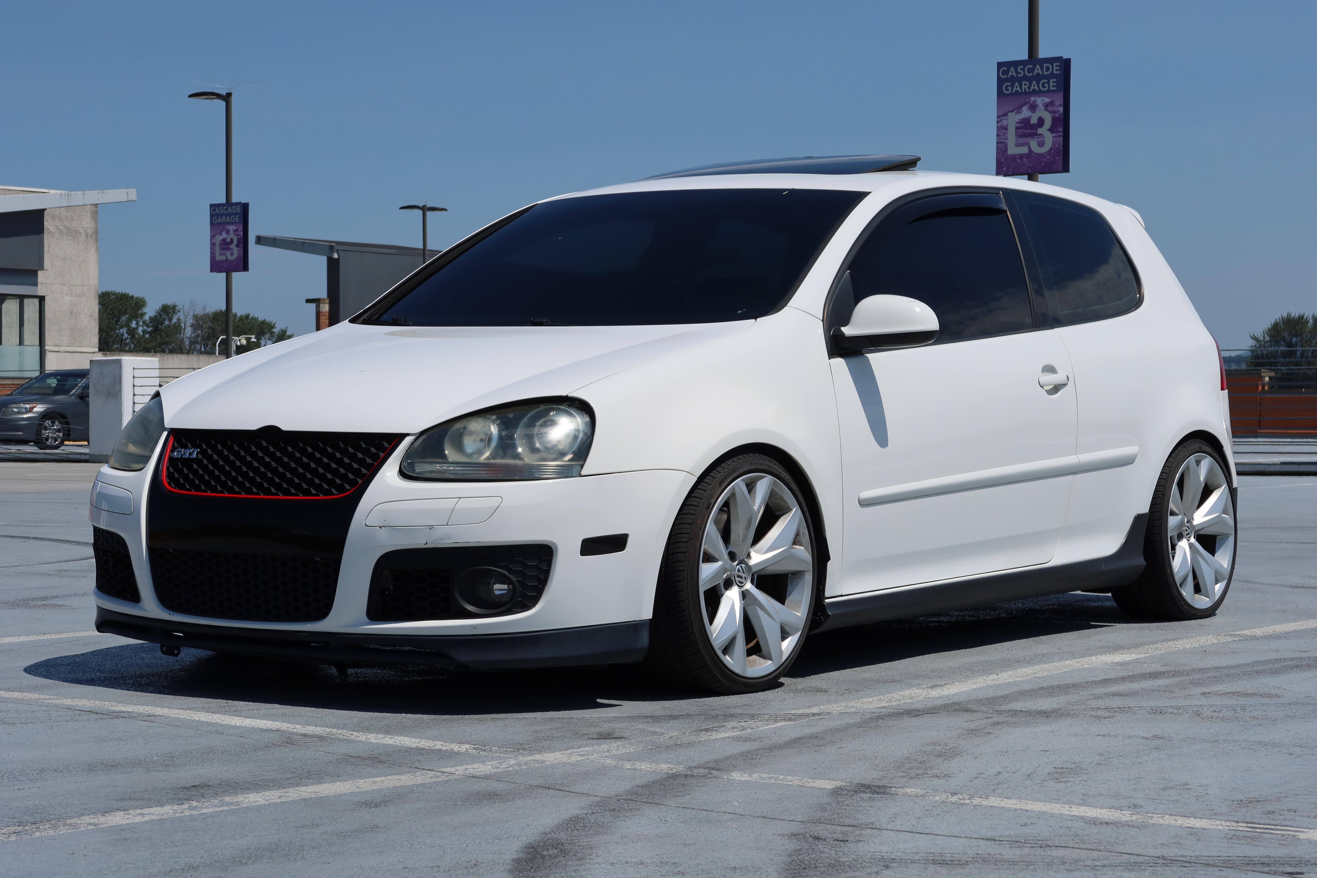 Used 2006 Volkswagen GTI 2.0T 2-Door FWD image 1