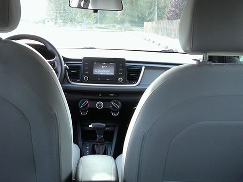 Used 2018 Kia Rio S FWD image 26