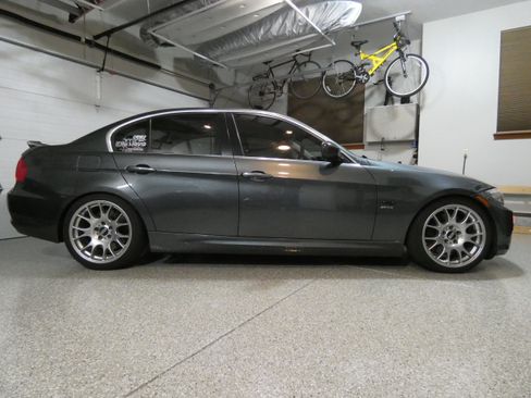 Used 2009 BMW 335i xDrive Sedan image 6