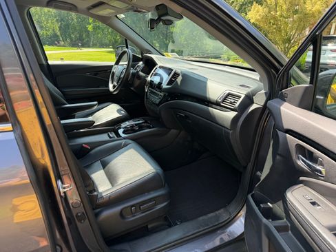 Used 2017 Honda Pilot Elite image 15