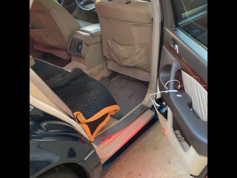 Used 1997 Mercedes-Benz S 320 image 9