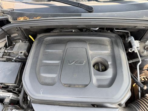 Used 2020 Jeep Grand Cherokee Limited AWD/4WD image 18