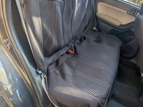 Used 2017 Subaru Forester 2.5i Premium image 8