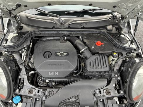 Used 2017 MINI Cooper 2-Door Hardtop image 17