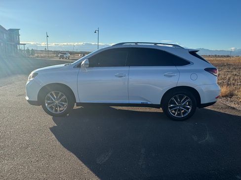 Used 2015 Lexus RX 450h AWD image 2