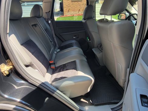 Used 2006 Jeep Grand Cherokee SRT8 w/ SRT Option Group I image 15