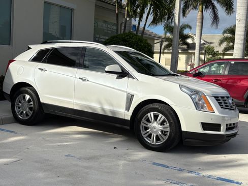Used 2016 Cadillac SRX Luxury w/ Driver Awareness Package FWD image 6