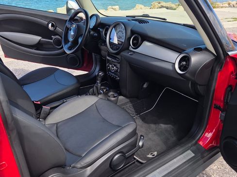 Used 2012 MINI Cooper Hardtop FWD image 6
