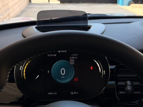 Used 2023 MINI Cooper SE FWD image 30