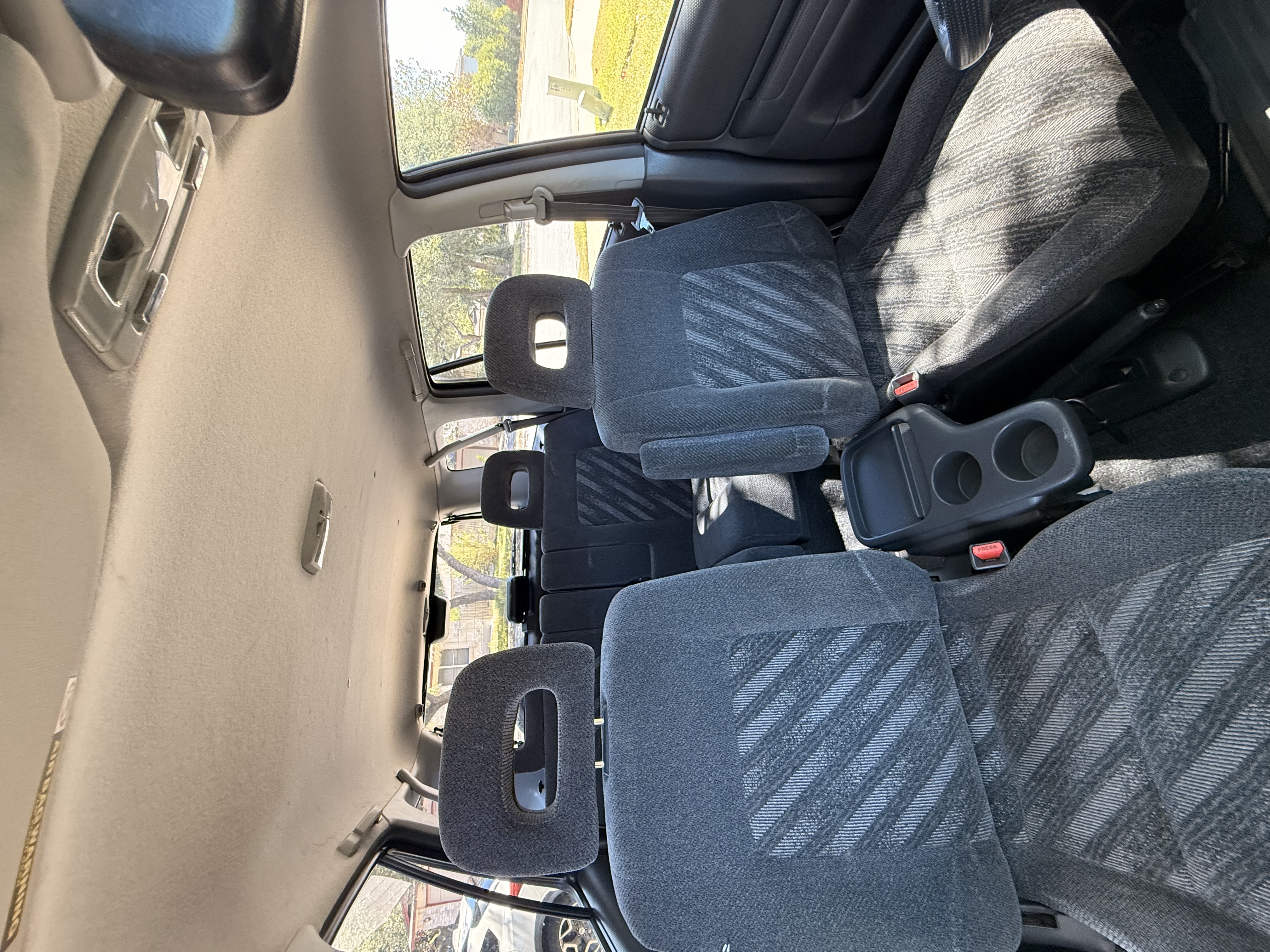 Used 2001 Honda CR-V EX image 9