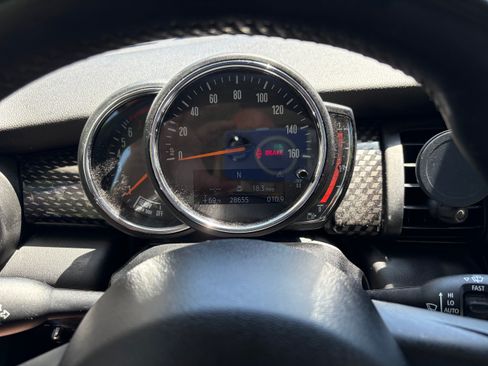Used 2018 MINI Cooper S FWD image 19