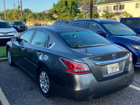Used 2014 Nissan Altima 2.5 S FWD image 1