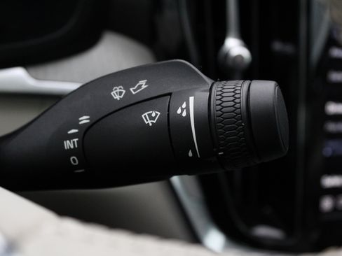 Used 2024 Volvo S60 T8 Plus w/ Protection Package Premier image 22