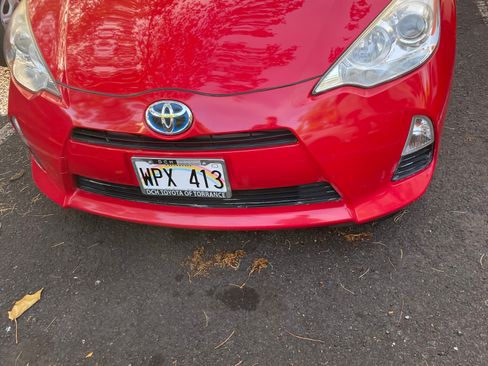 Used 2013 Toyota Prius C One FWD image 1