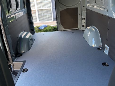 Used 2024 Mercedes-Benz Sprinter 2500 image 31