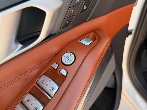 Used 2019 BMW X7 xDrive50i w/ Premium Package image 27