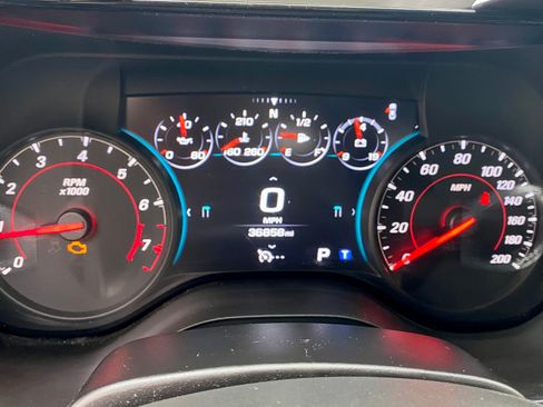 Used 2017 Chevrolet Camaro SS image 14