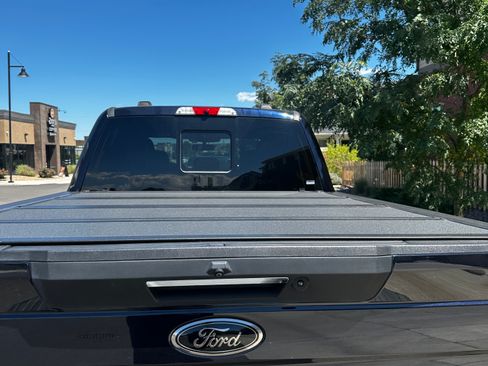 Used 2022 Ford F250 Lariat w/ Black Appearance Package AWD/4WD image 8