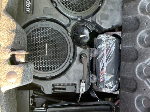 Used 2023 Dodge Challenger R/T w/ Plus Package image 18