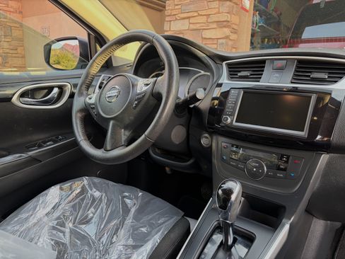 Used 2019 Nissan Sentra SV w/ Special Edition Package image 5