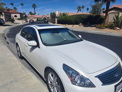 Used 2013 INFINITI G37 Journey w/ Premium Pkg image 6