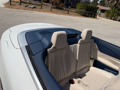 Used 2022 Mercedes-Benz E 450 Cabriolet image 17