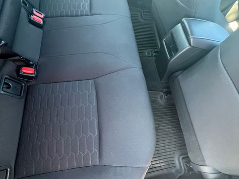 Used 2022 Toyota Corolla SE image 14