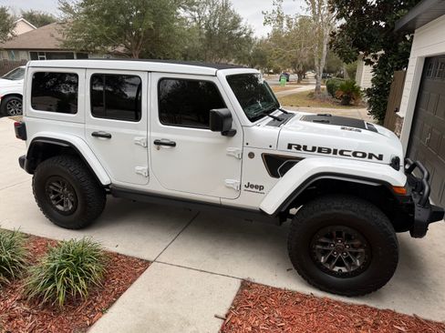 Used 2024 Jeep Wrangler Unlimited Rubicon 392 image 8