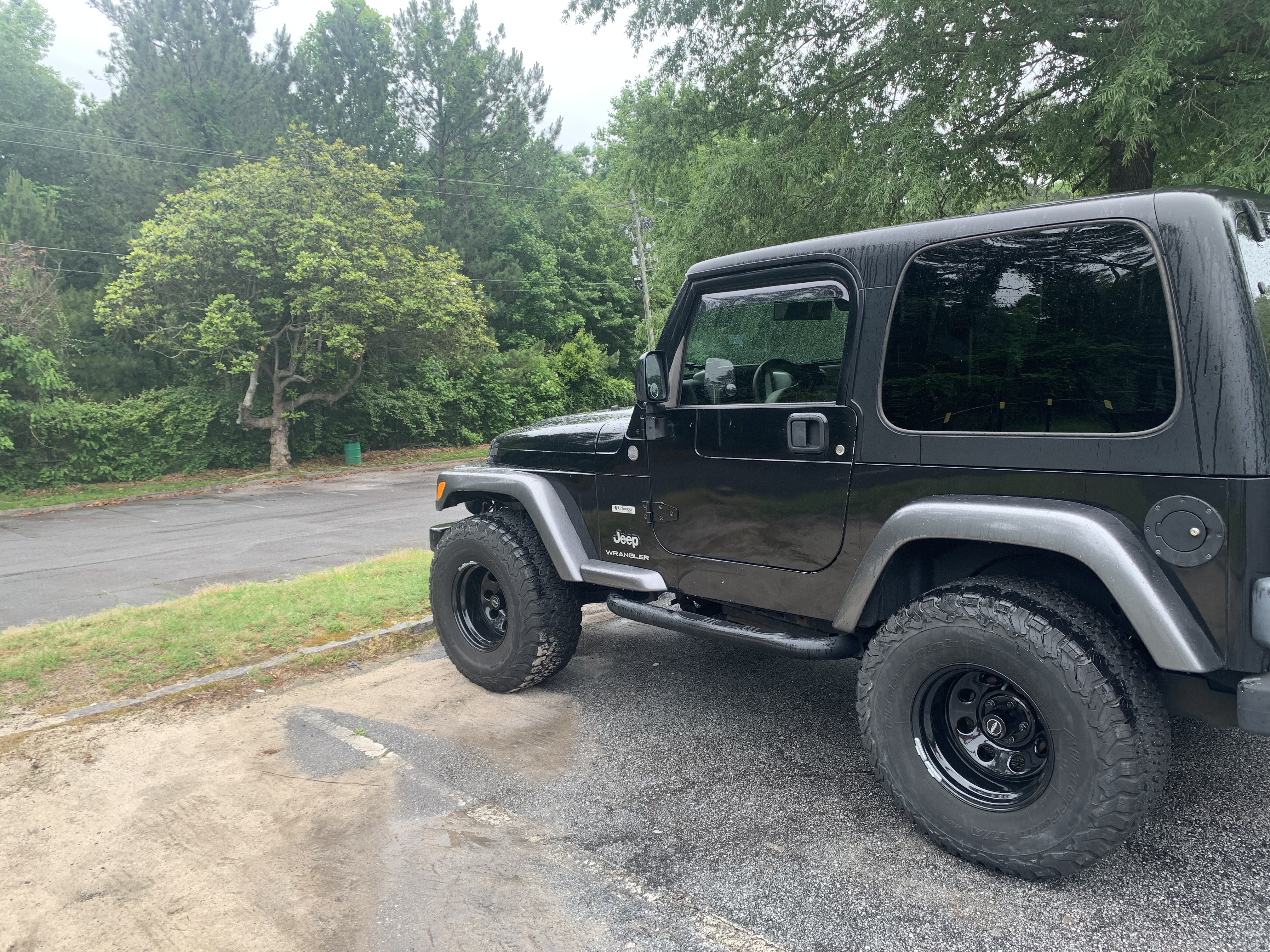 Used 2004 Jeep Wrangler X w/ Columbia Edition Group AWD/4WD image 12