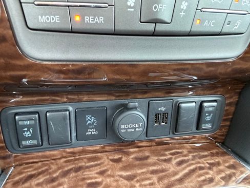 Used 2019 Nissan Armada SL w/ Premium Package AWD/4WD image 8