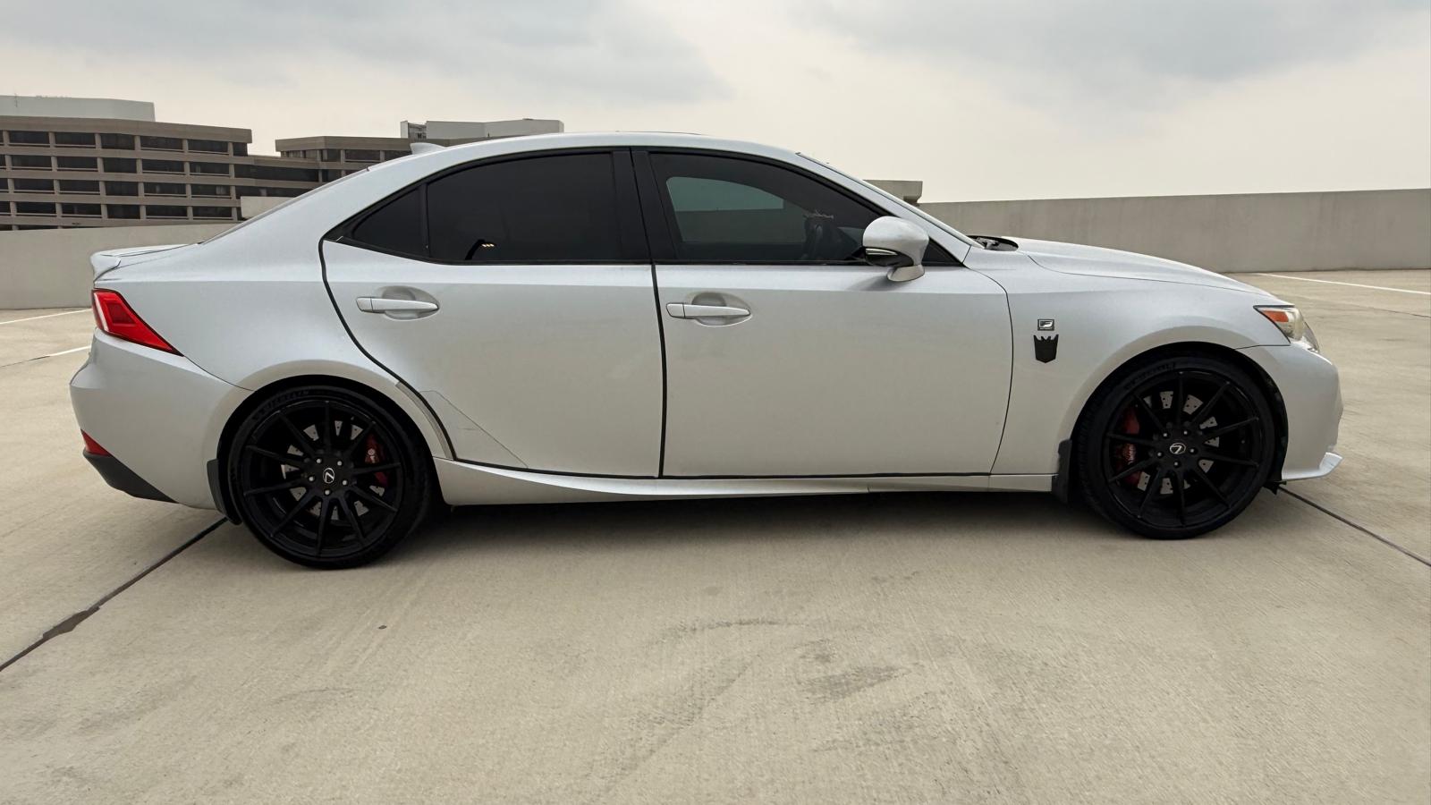 Used 2016 Lexus IS 300 AWD w/ F Sport Package image 4