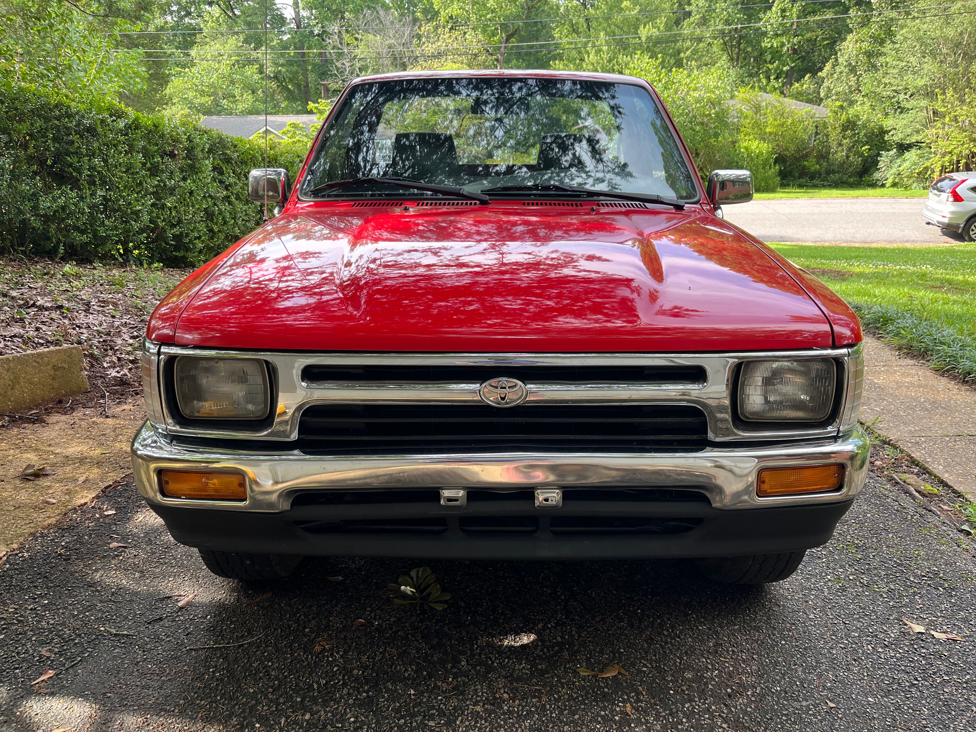 Used 1994 Toyota Pickup 2WD Regular Cab image 2