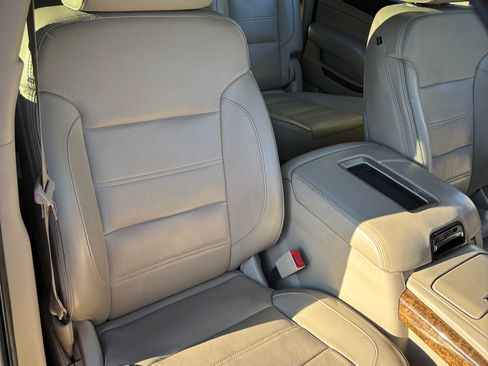 Used 2015 GMC Yukon XL Denali w/ Touring Package image 14