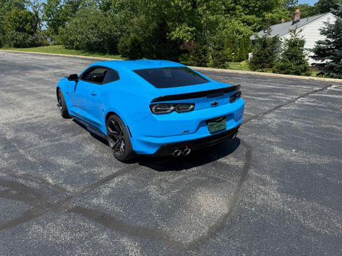 Used 2022 Chevrolet Camaro SS RWD image 5