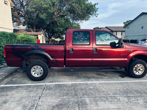 Used 2004 Ford F250 XLT AWD/4WD image 1