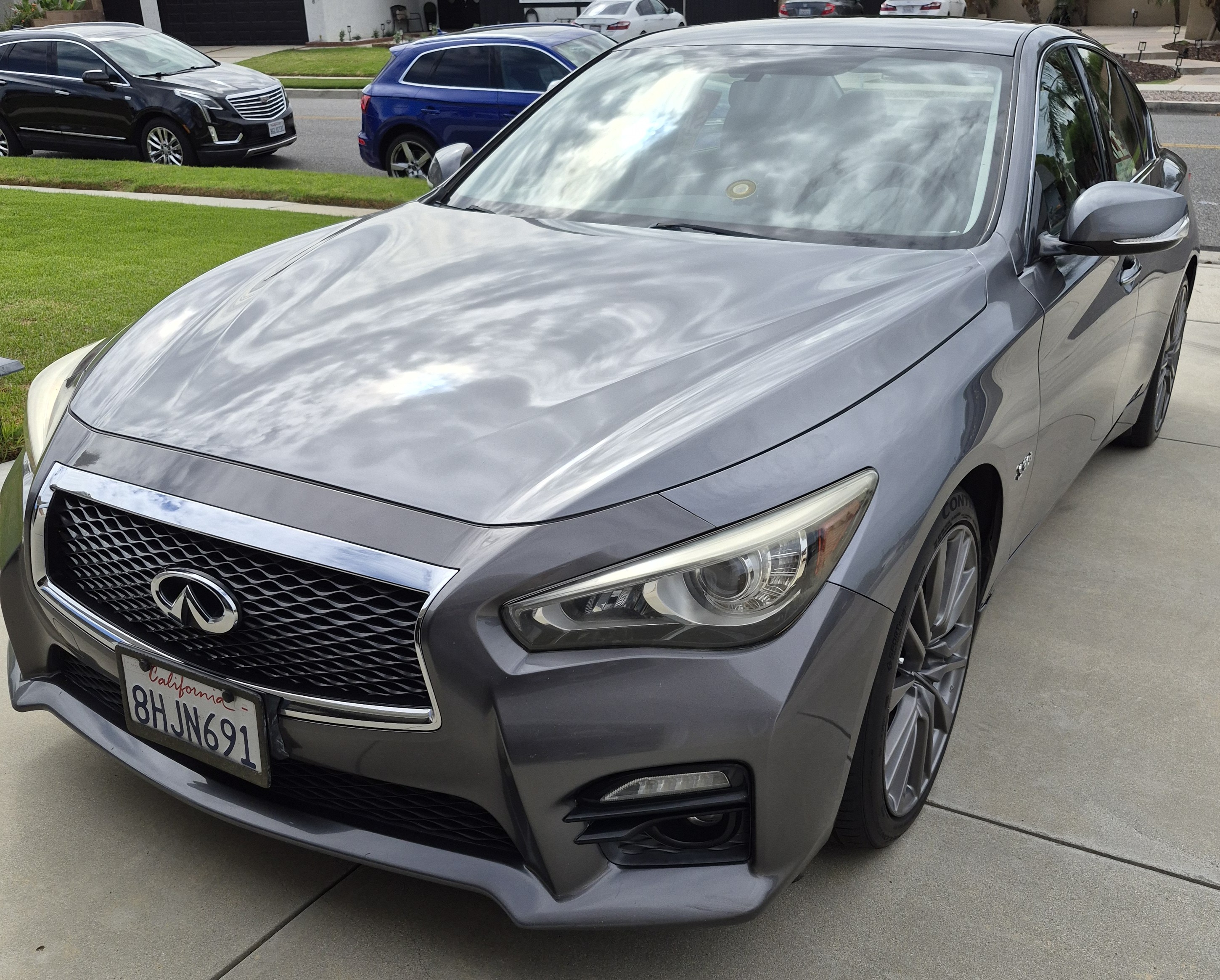 Used 2017 INFINITI Q50 Red Sport 400 w/ Cargo Package (L95) RWD image 1