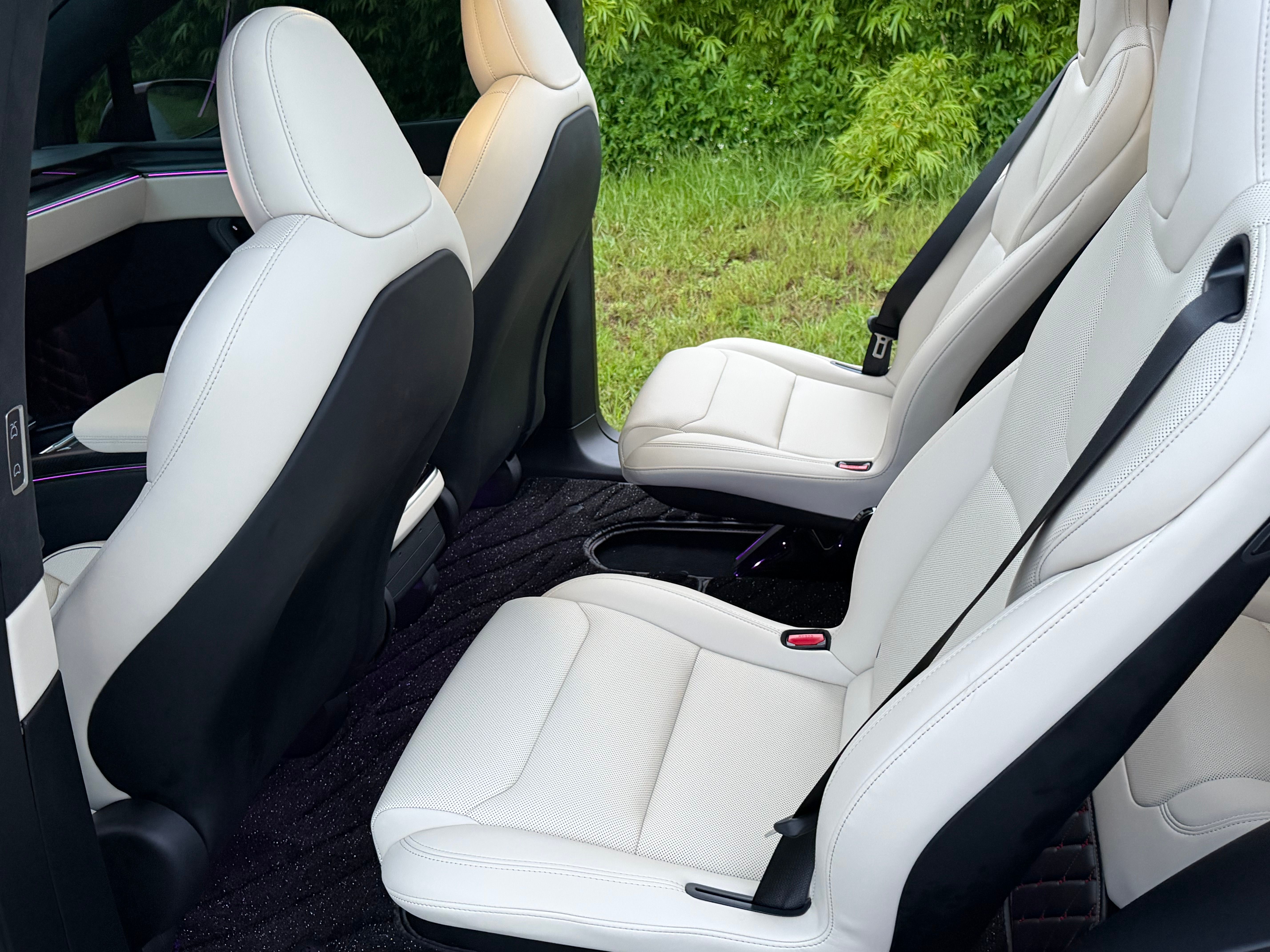 Used 2026 Tesla Model X Plaid AWD/4WD image 9