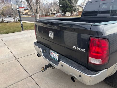Used 2009 Dodge Ram 1500 Truck Laramie image 4