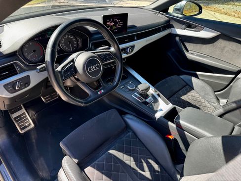 Used 2019 Audi S5 Premium w/ Convenience Package image 9