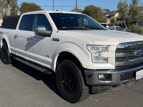 Used 2017 Ford F150 Lariat w/ Equipment Group 502A Luxury AWD/4WD image 10