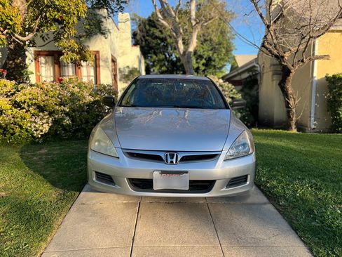 Used 2007 Honda Accord VP image 11