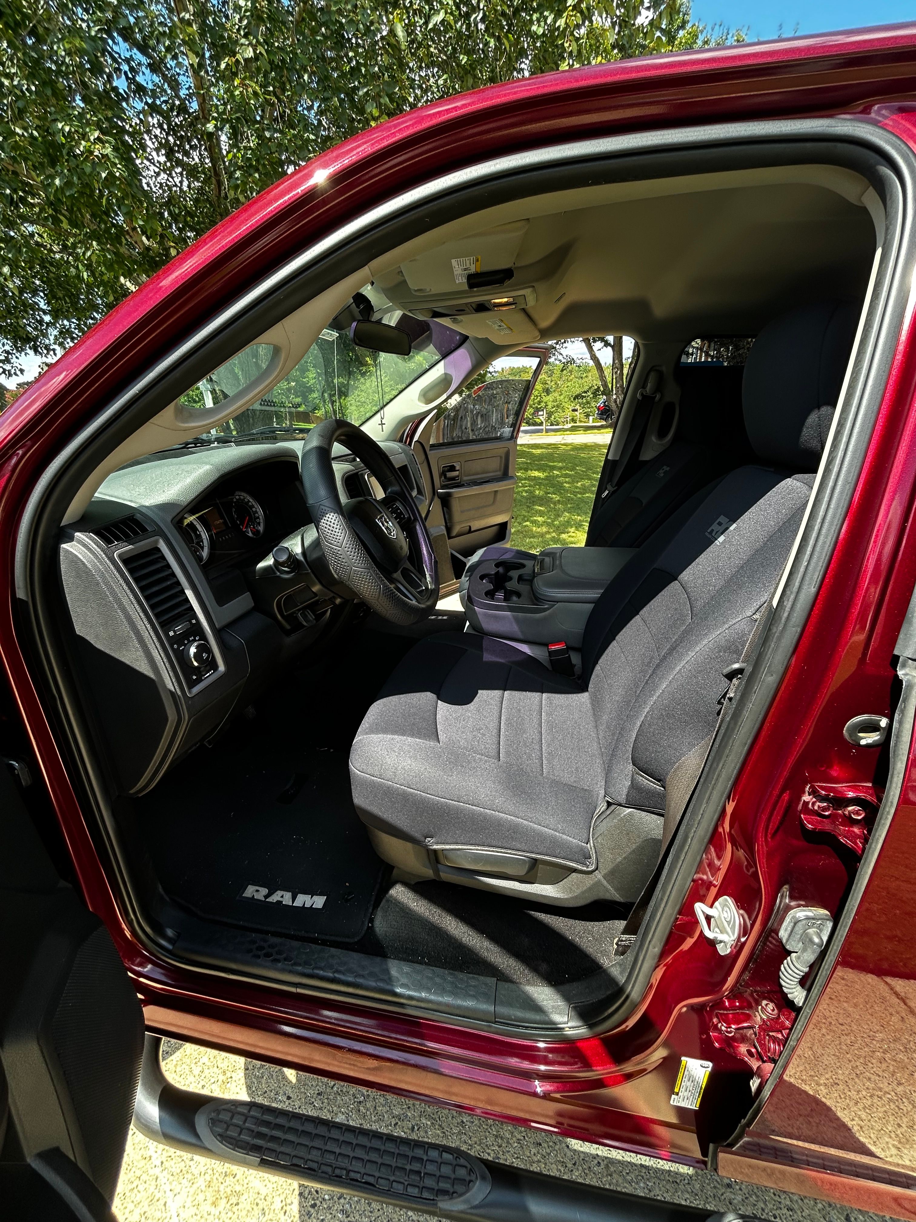 Used 2017 RAM 1500 Express w/ Express Value Package RWD image 5