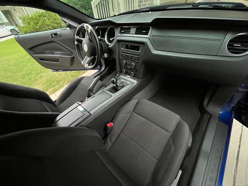Used 2014 Ford Mustang Coupe w/ Equipment Group 102A RWD image 13